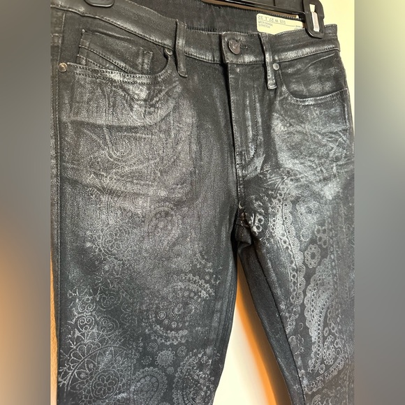 NWOT Woman’s Diesel Skinzee Super Slim-Skinny Regular Waist Leather Pants - Picture 2 of 3